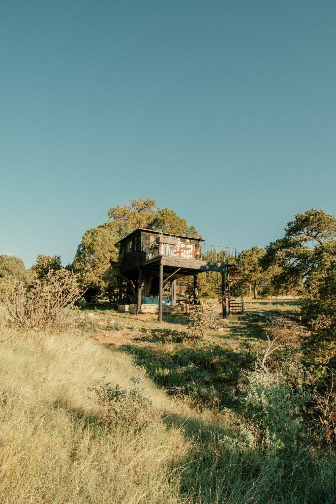 Ashley'S Treehouse At El Mistico Ranch Villa Nogal Exterior photo