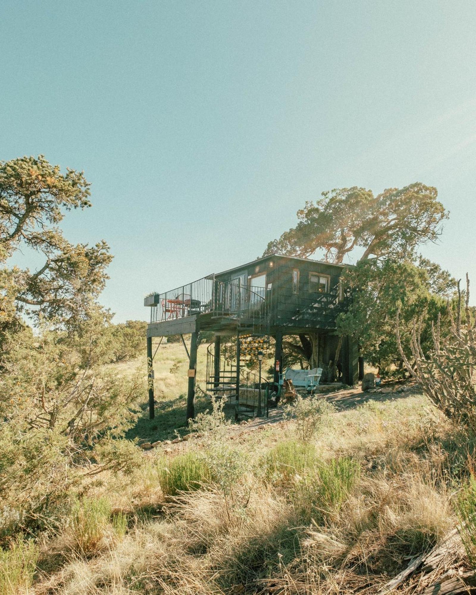 Ashley'S Treehouse At El Mistico Ranch Villa Nogal Exterior photo